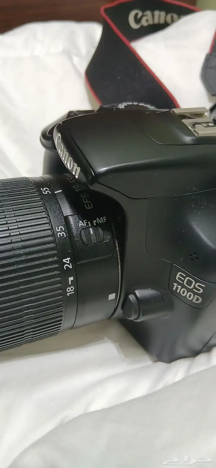 للبيع كانون d1100 شبه جديد 4