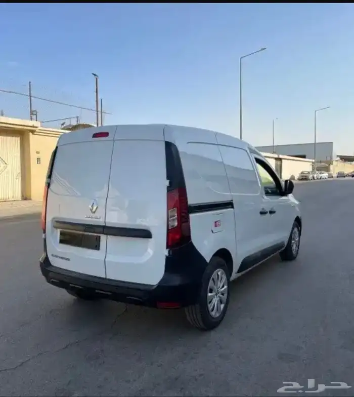 رينو دوكر 2023 ديزل بضاعه 4