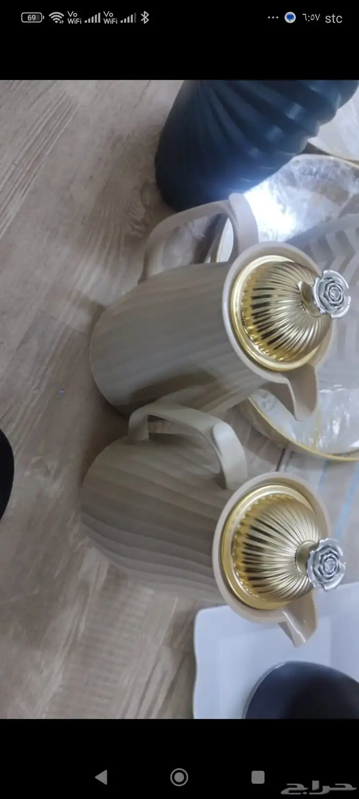 اثاث كنب جلسات ارضيه نضيفه مكيفات طاولات اكسسورات 20