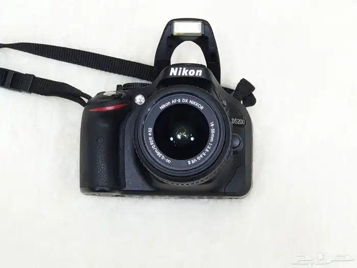 كاميرا نيكون D5200 مع و واي فاي 4