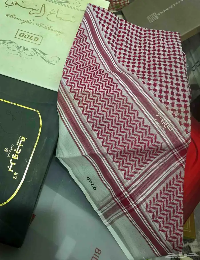 شماغ الرسمي Gold القديم صناعة إنجليزية 2