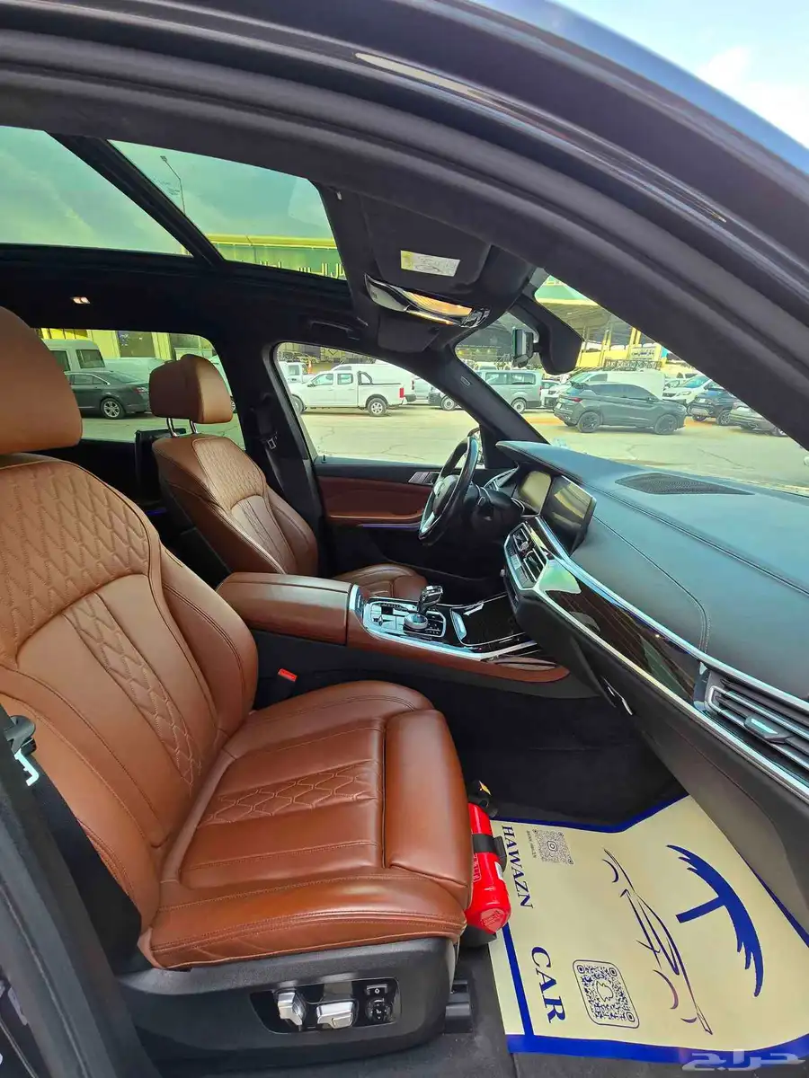BMW X7 2021 8