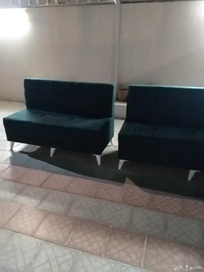 قطعتين كنب و فرشة 4 في 5 للبيع 3
