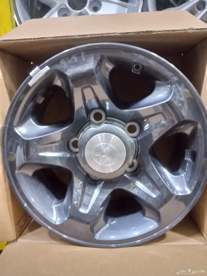 جنوط رف رف أصلي وكاله 2023اصفار شبه جديد 1