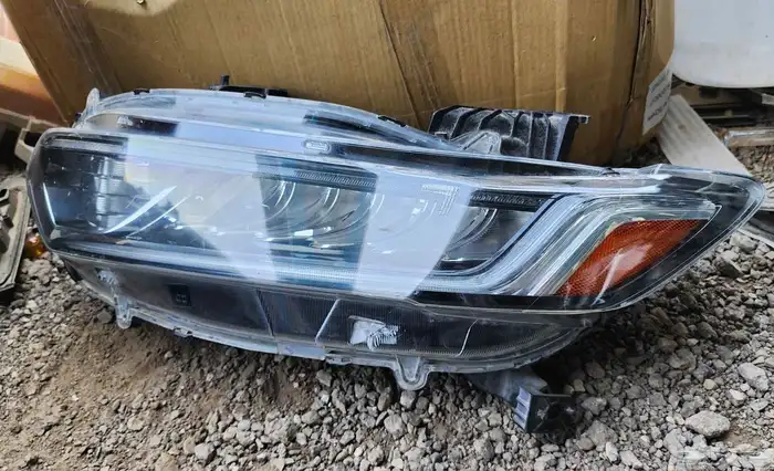 شمعه يسار هوندا اكورد 2018-2023 3