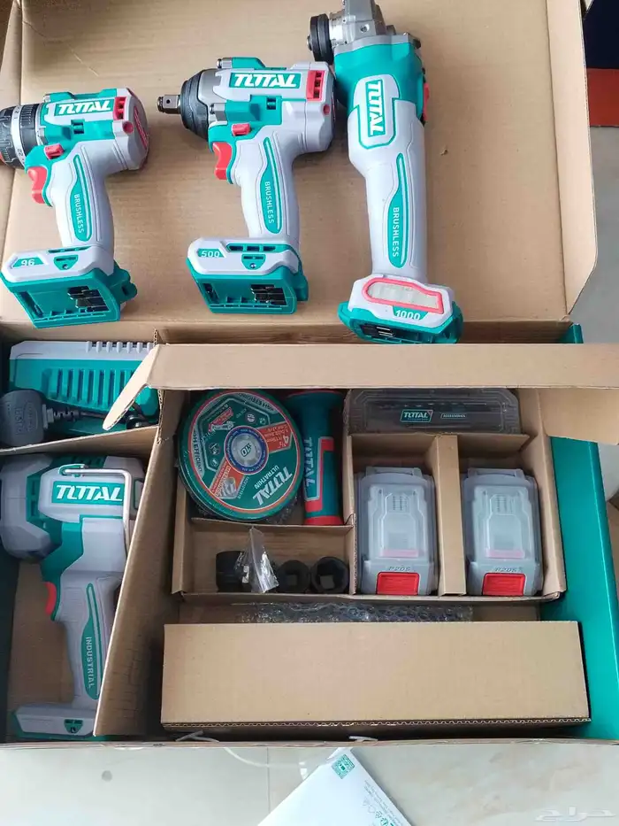 مجموعة عروض TOTAL بطارية 4