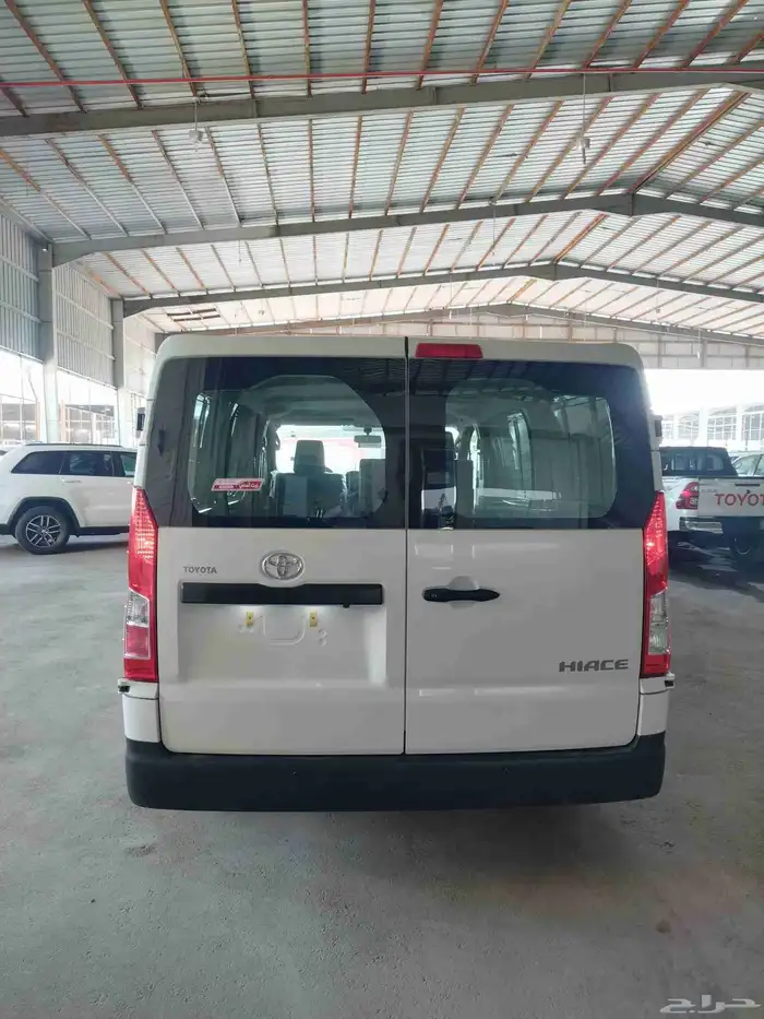 2025 تويوتا بضاعه قير اتماتيك ديزل 3