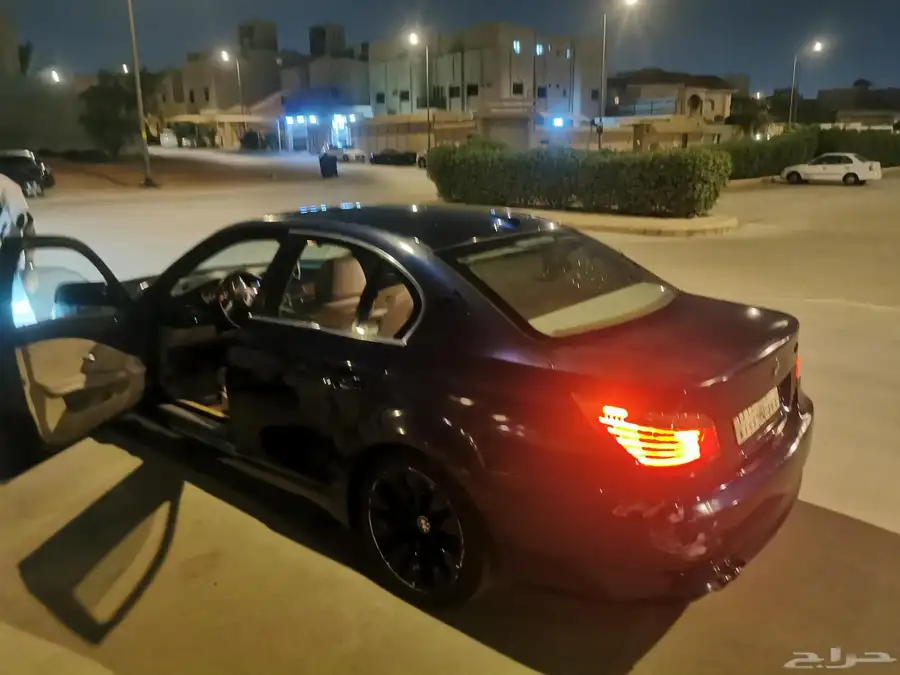 BMW 2008 3