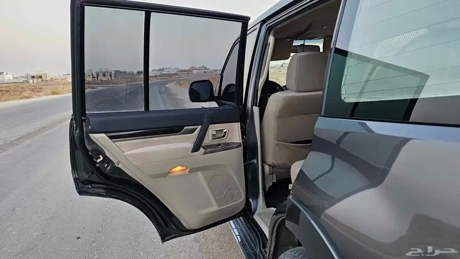 باجيرو 2015 12