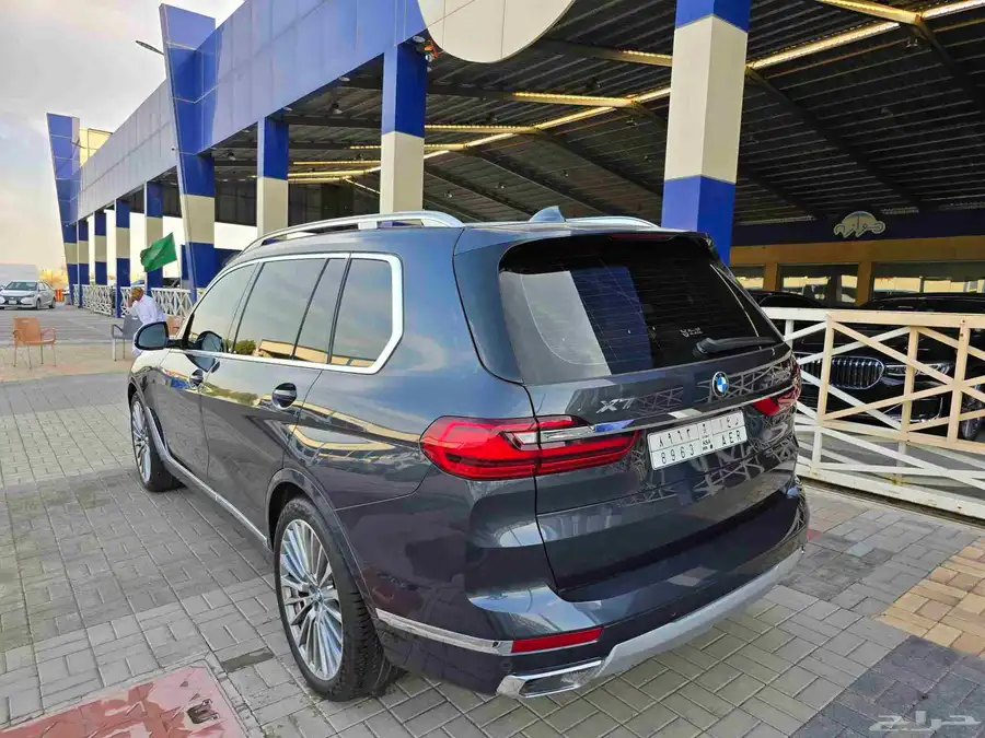 BMW X7 2021 3