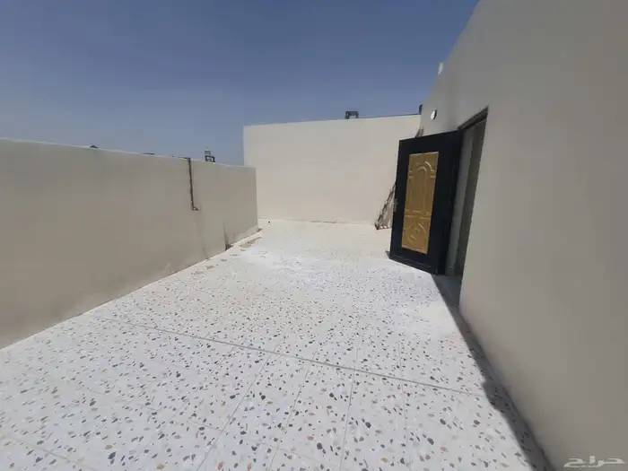 للبيع شقق تمليك ارضيه دبلكس فى حى احد بالدمام 13