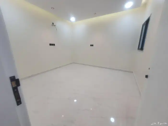 للبيع شقق تمليك ارضيه دبلكس فى حى احد بالدمام 11