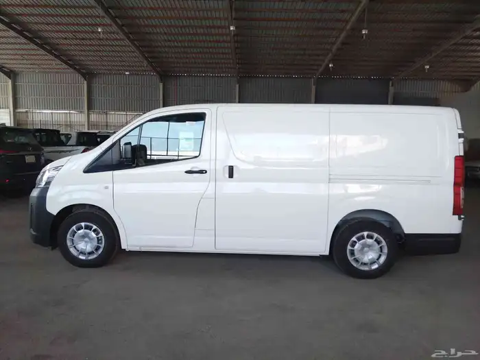 2025 تويوتا بضاعه قير اتماتيك ديزل 2