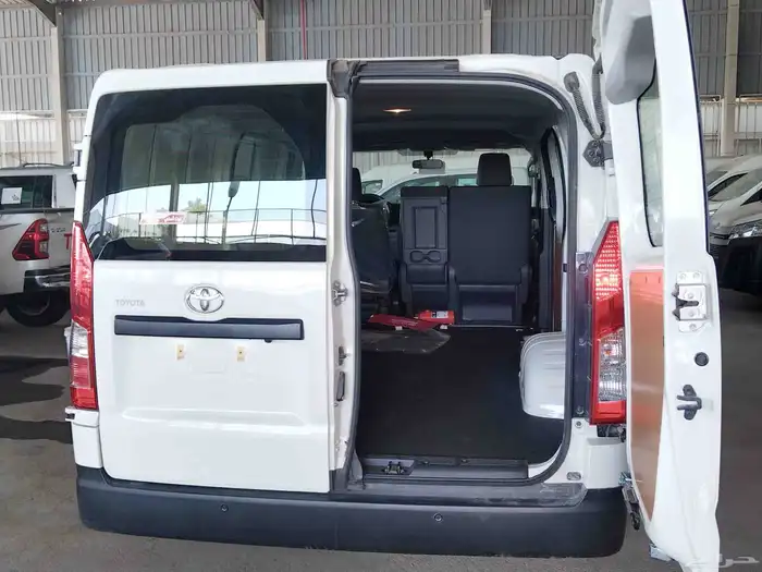 2025 تويوتا بضاعه قير اتماتيك ديزل 22