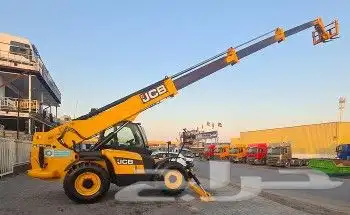 للإيجار رافعة تلسكوبيه ورافعات شوكيه 3 طن و5 طن و7 طن 4