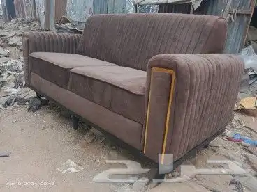 All sofas priced at 200 riyals per meter come with a 5year r 4
