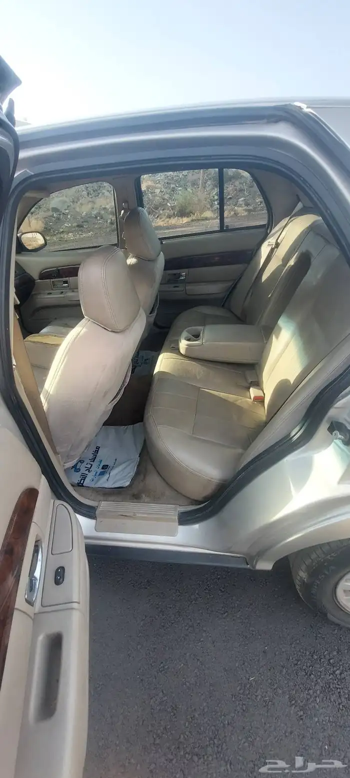 فورد قراند ماركيز للبيع 8