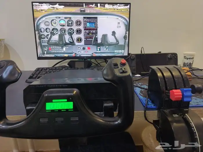جهاز محاكي طيران Logitech pro flight yoke 0