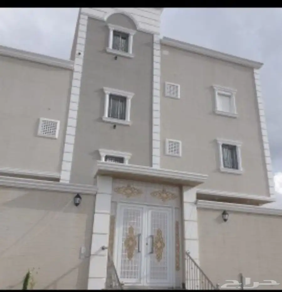 العمارة وشقة الإيجار سنوي 0