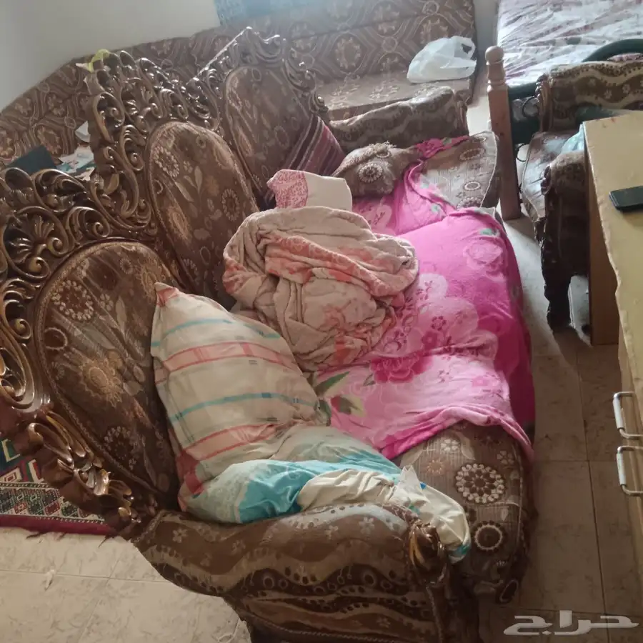 عفش للبيع مستعجل البيع سمح 0