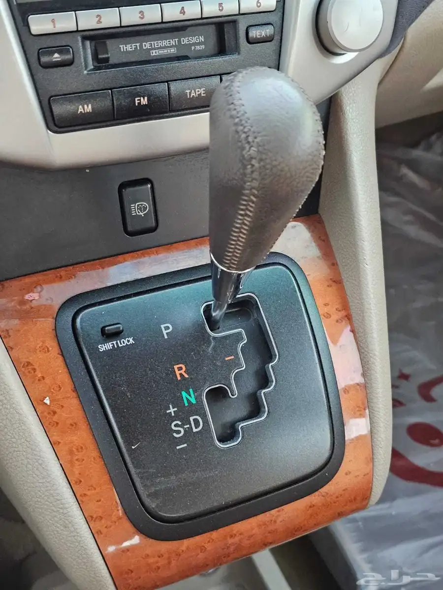لكزس RX330 موديل 2005 31