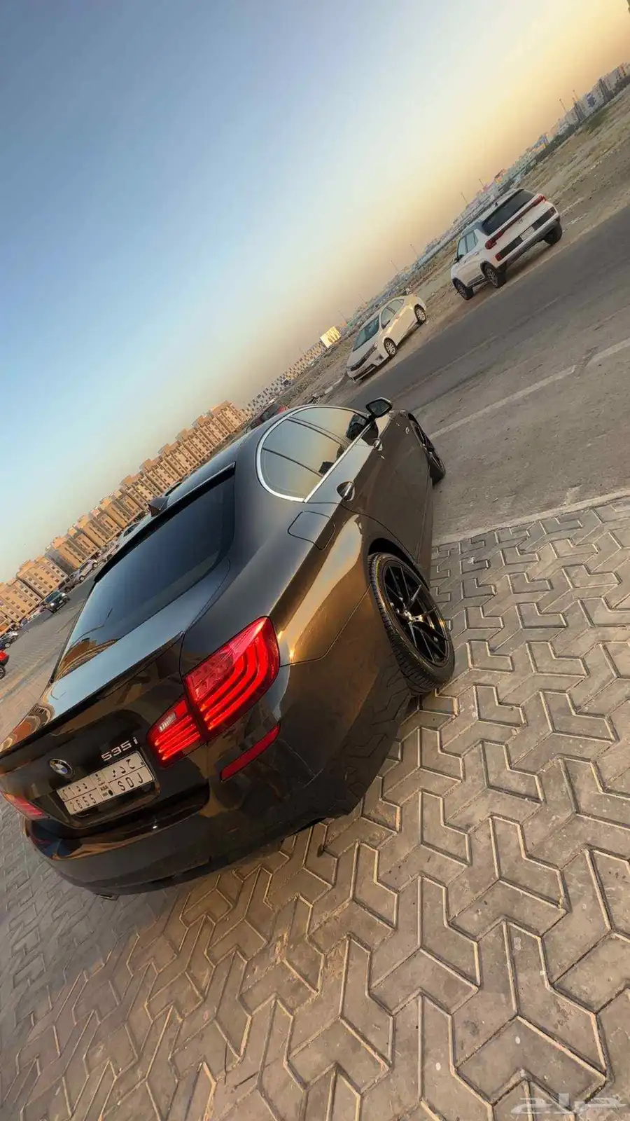 بي ام دبليو الفئه الخامسه 2014 520 1