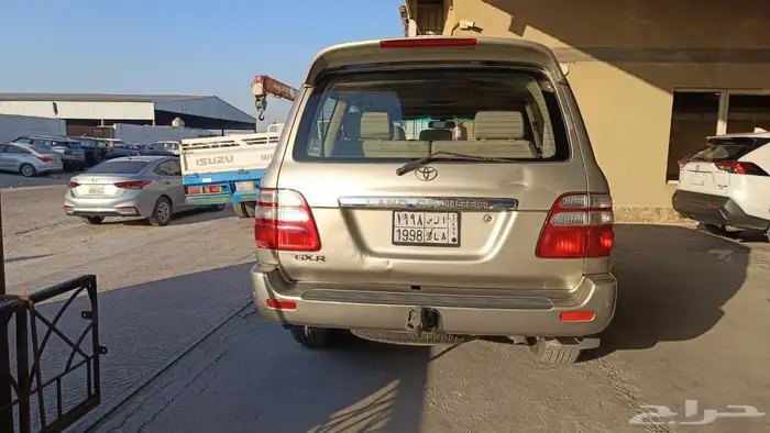 للبيع جيب 2004 3