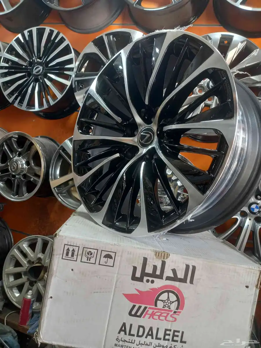 جنوط لكزس LS 500 مقاس 20 اصلي وكاله 6