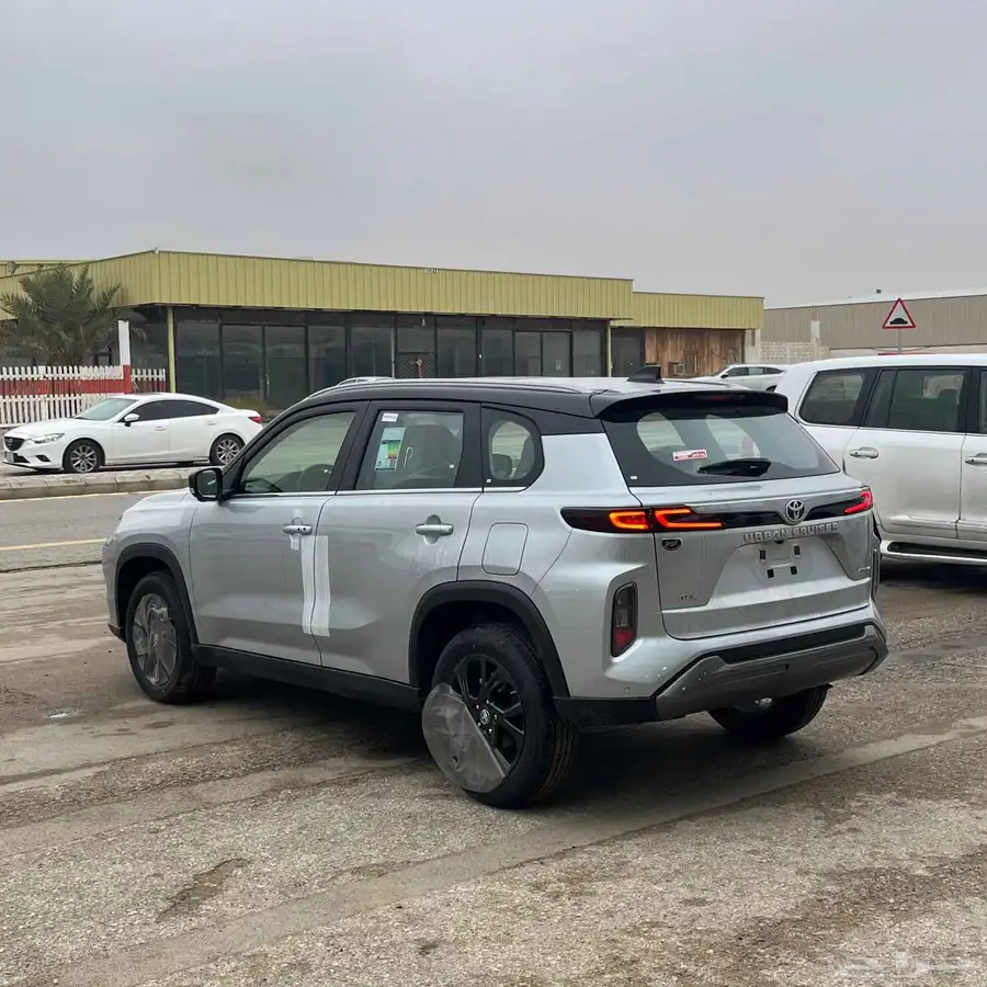 اوربان كروزر 2025 GLX 4