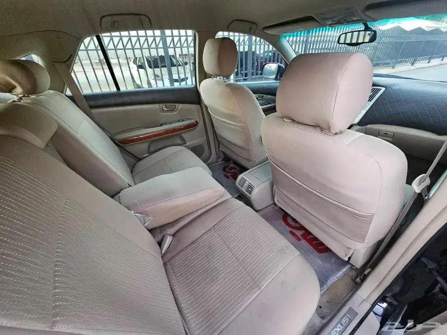 لكزس RX330 موديل 2005 34