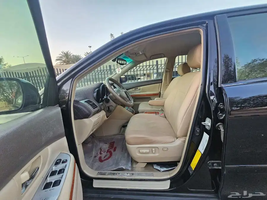 لكزس RX330 موديل 2005 18