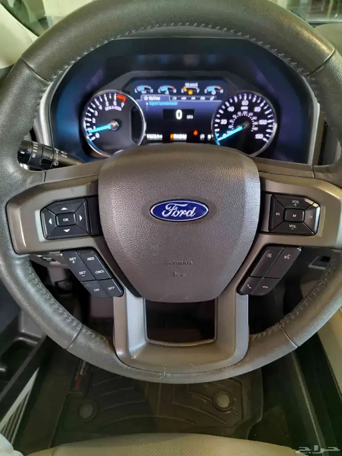 فورد اكسبديشن 2020 فتحة سقف بانوراما فل 9