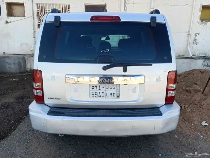 Jeep Cherokee full options 2012 7
