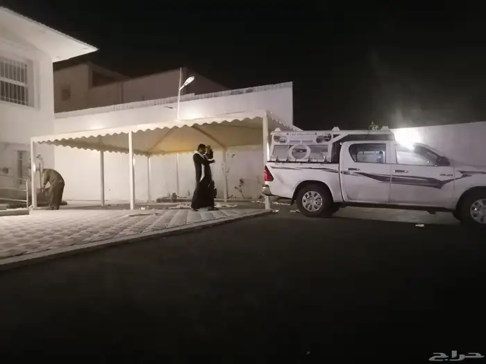حداد ومظلات وسندويش بلن 1