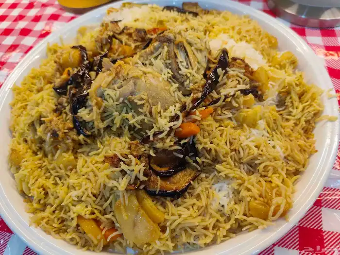 يتوفر غدا مقلوبة بالدجاج 0