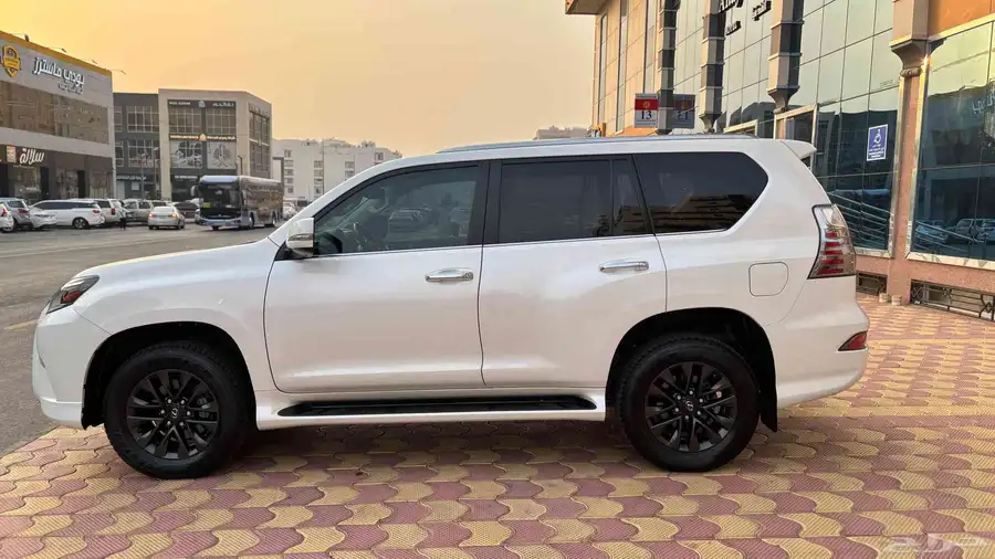 لكزس GX460 3
