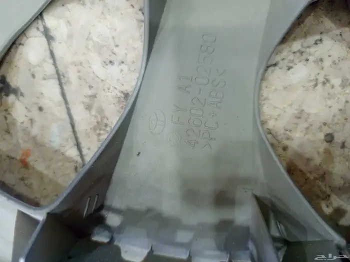 جنوط سوح كورولا 2023مع طيسها اصليه وكاله 3