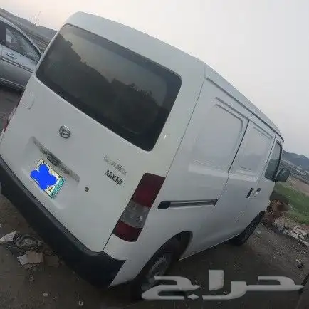 فان دايهاتسو بضاعه موديل 2015 6