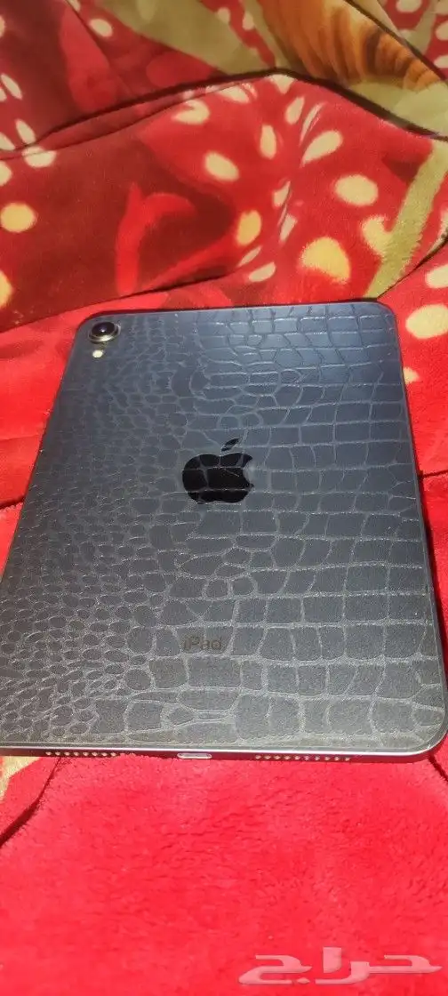 I pad mini 6 with box 64 GB good condition long time beetry 3