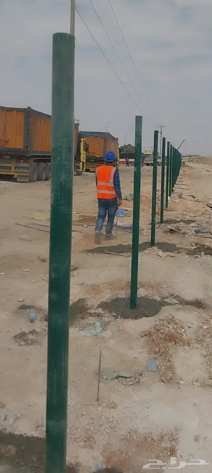نعمل في زراعة النخيل وتركيب الشبوك بانواعها والمضلاتوالتراث 8