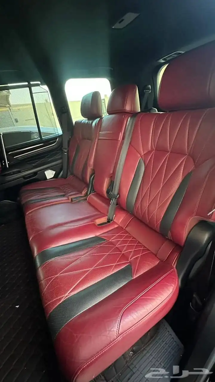 لكزس بلاك ادشن سبورت LX 570 2019 4