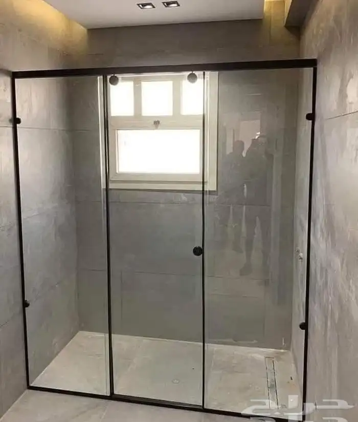 زجاج سكريت واجهات شاورات حواجز مكاتب قزاز شاور حاجز 5
