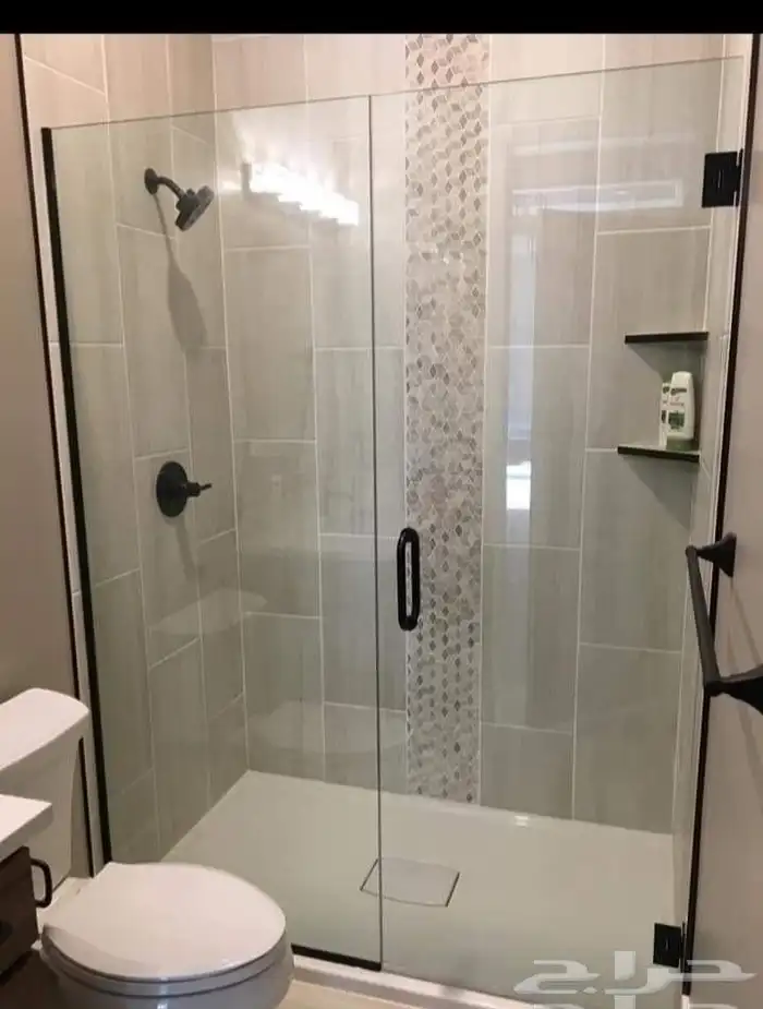 زجاج سكريت واجهات شاورات حواجز مكاتب قزاز شاور حاجز 3