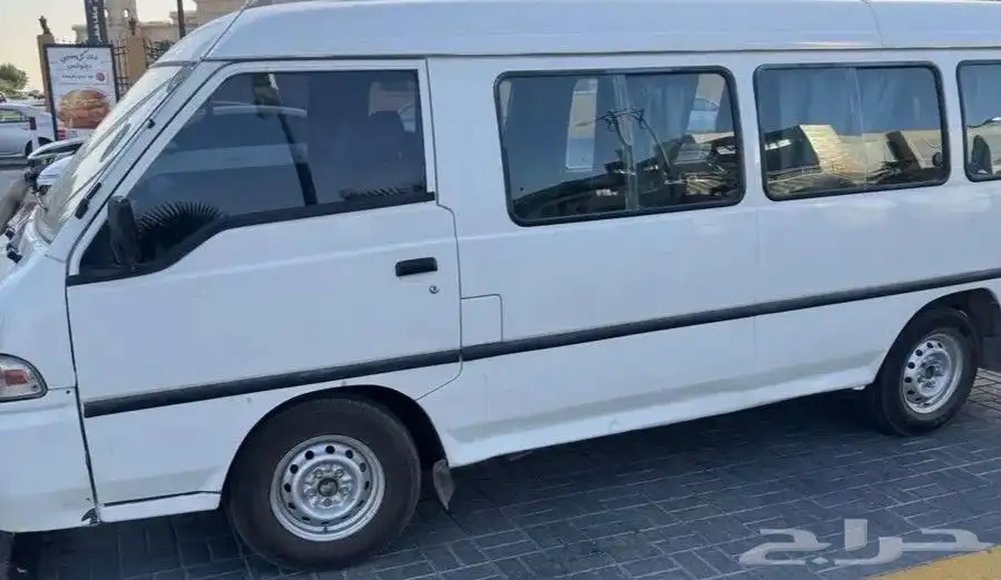 باص هونداي H100 موديل 2004 2