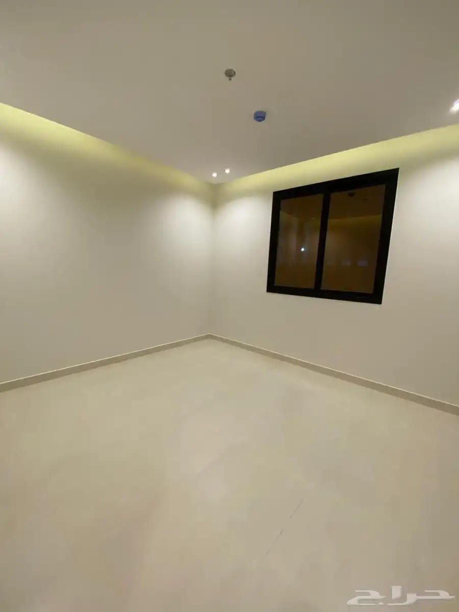 شقق مودرن للتمليك رووف بسطح خاص بمدينة الرياض حي النرجس 7