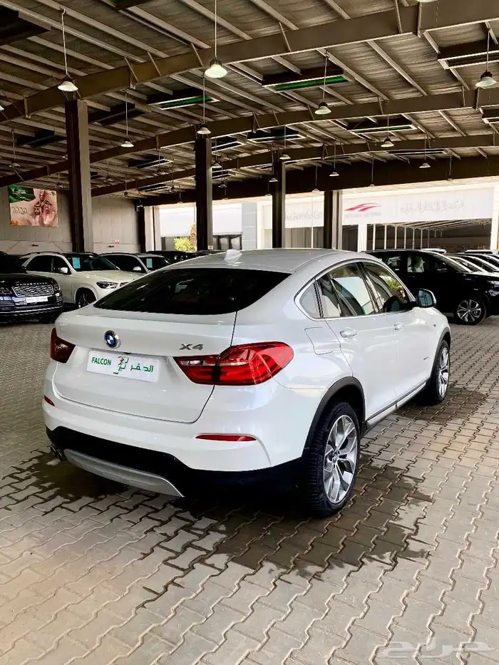 بي أم X4 موديل 2016 3