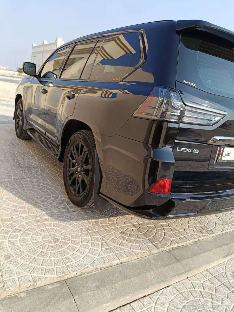 لكزس بلاك ادشن سبورت LX 570 2019 2