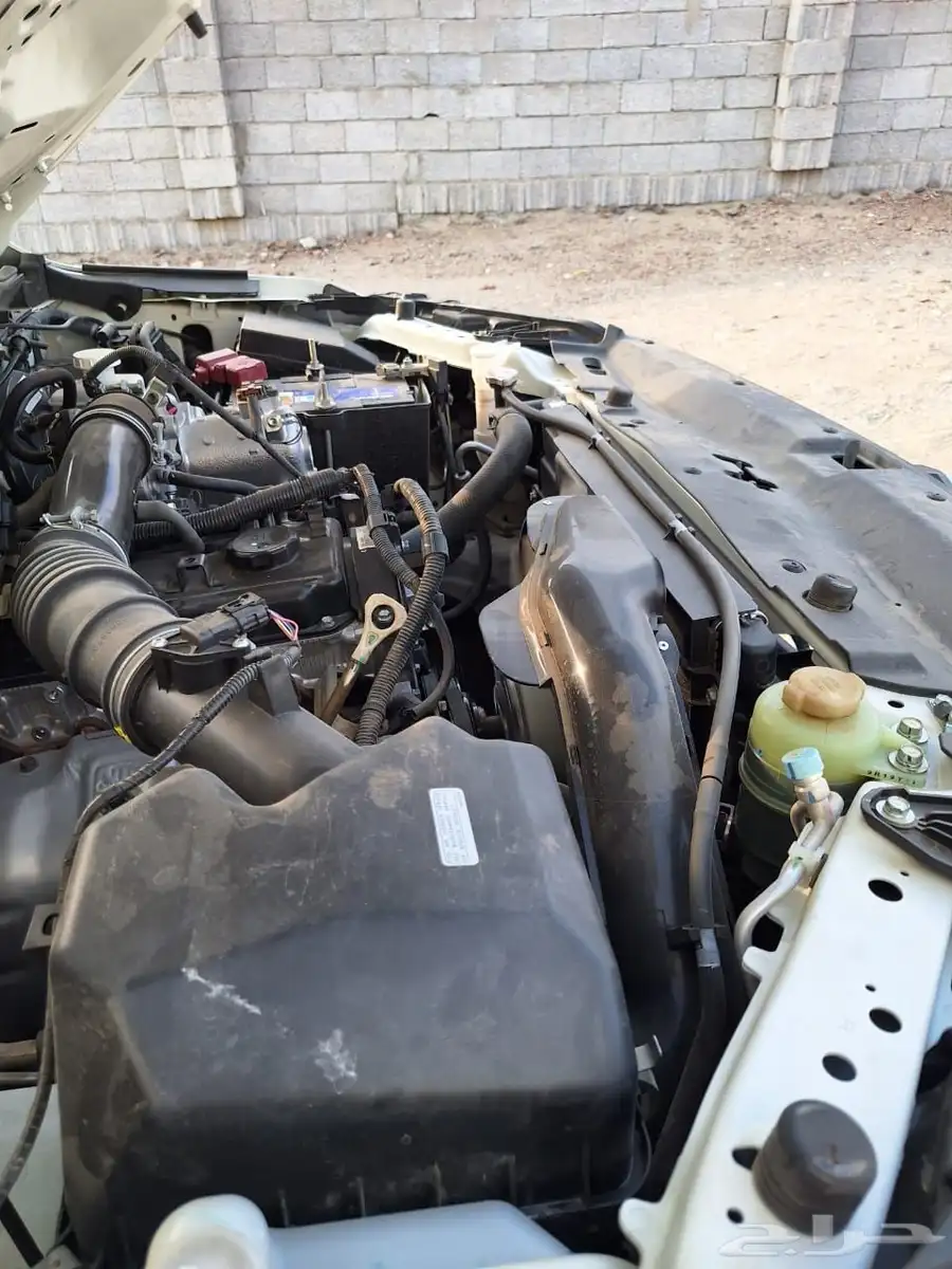 ميتسوبيشي 200L 9