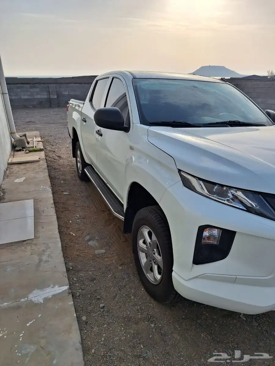 ميتسوبيشي 200L 3