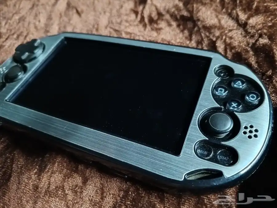 Sony PS vita موديل 2000 4